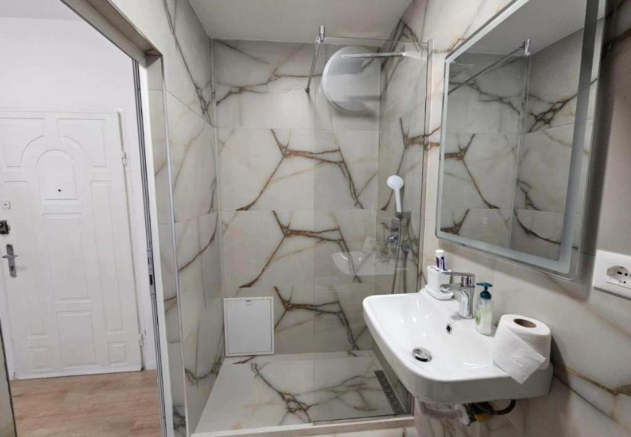 Kalpazo Myslym Shyri Tirana Daire Dış mekan fotoğraf
